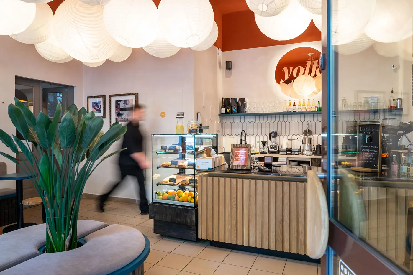 Cafe vs. Coworking Space